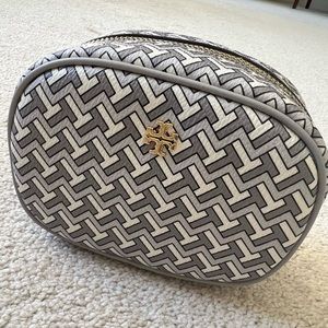 Tory Burch T Logo Cosmetic Case New